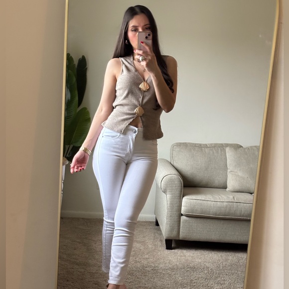 Pants - Picture 3 of 4